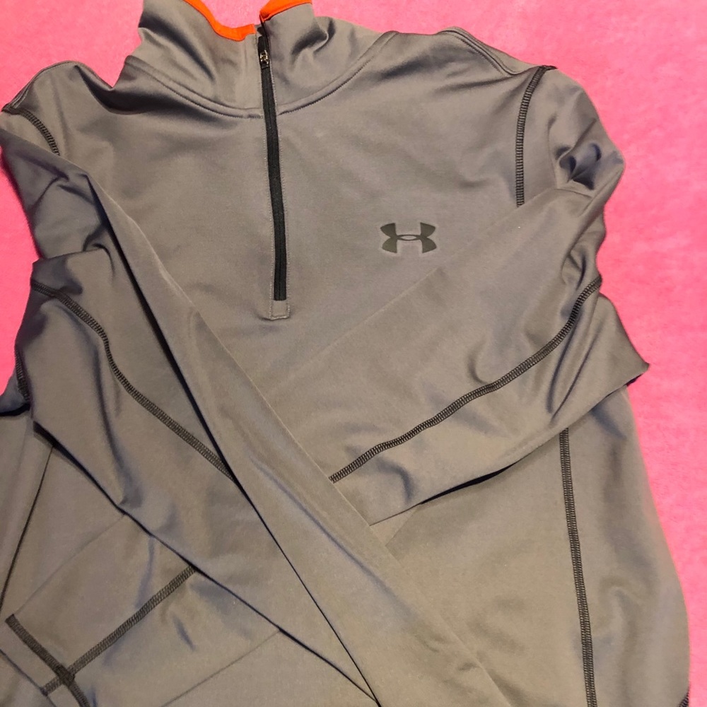 Under Armour sweatshirt